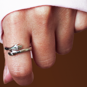 Emi and June | Sterling Silber Hug Ring
