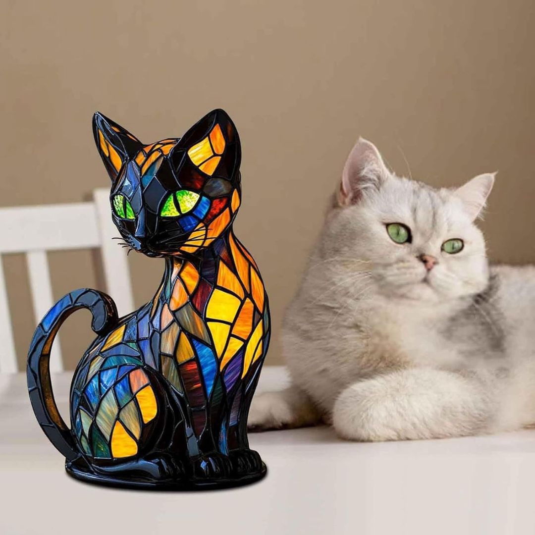 Emi and June | Leuchtkatze – handgefertigte Lampe, die Herzen erstrahlen lässt