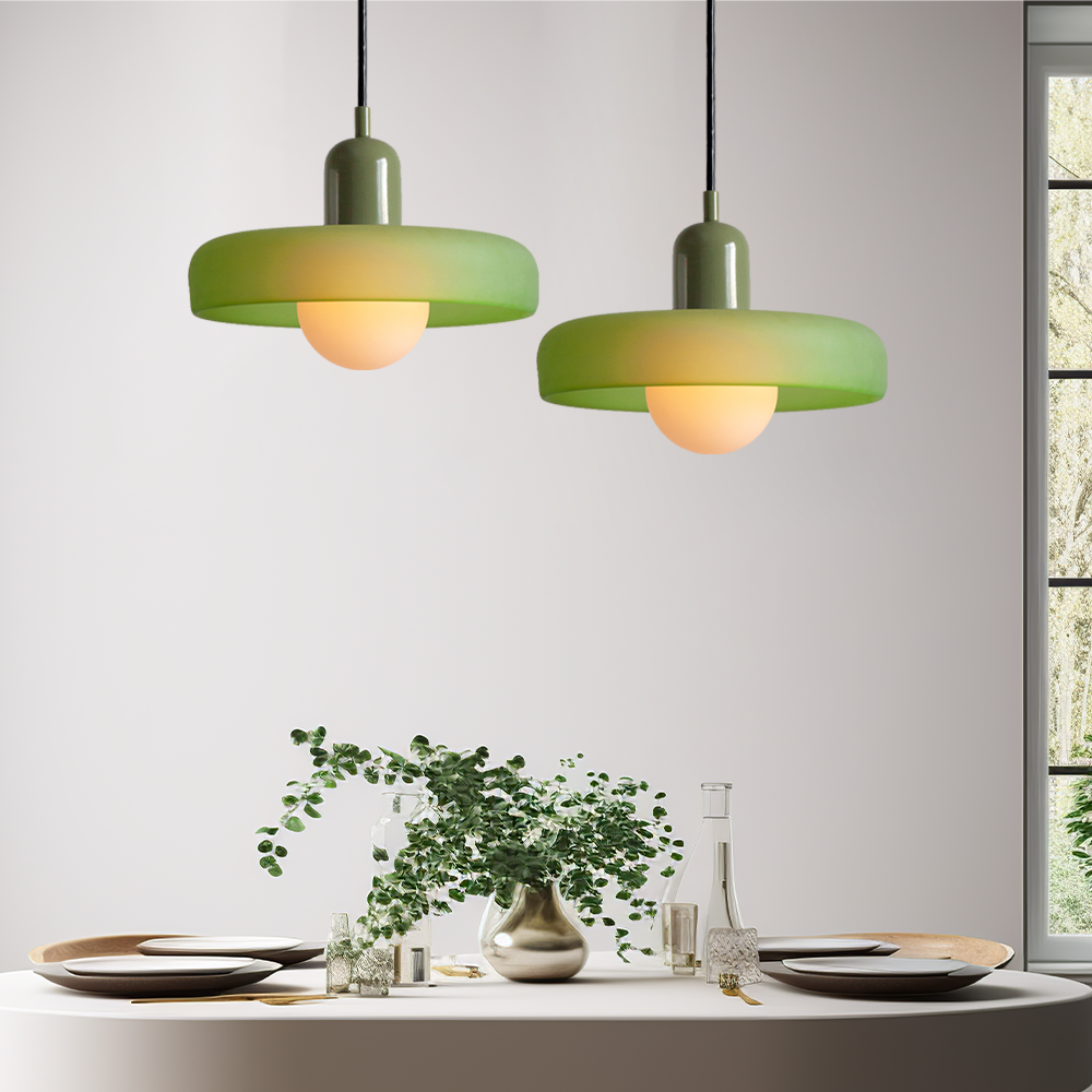 Emi and June | Bauhaus-Pendelleuchte aus farbigem Glas