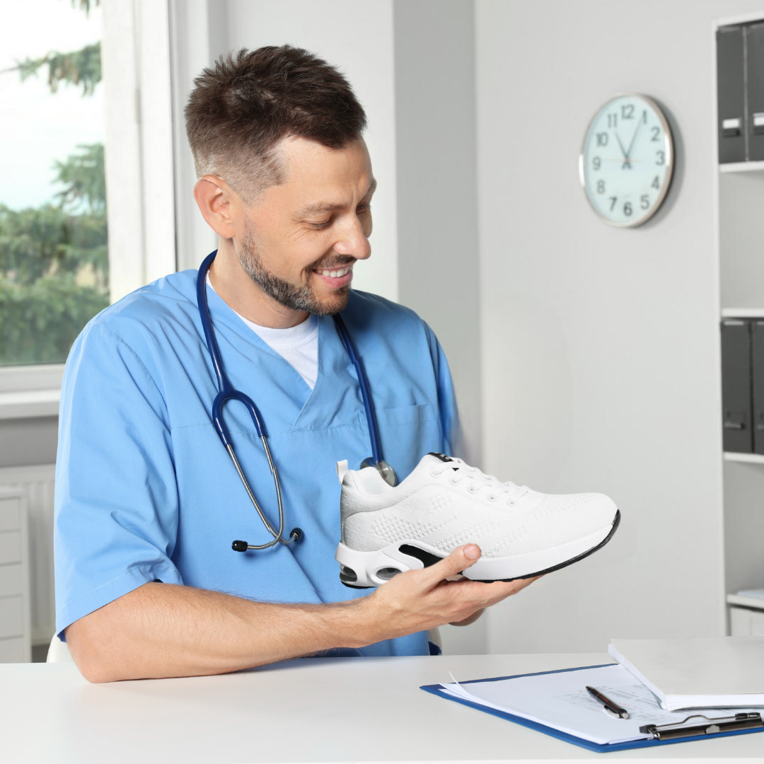 Emi and June | OrthoCare - ergonomische Schmerzlinderungs Schuhe