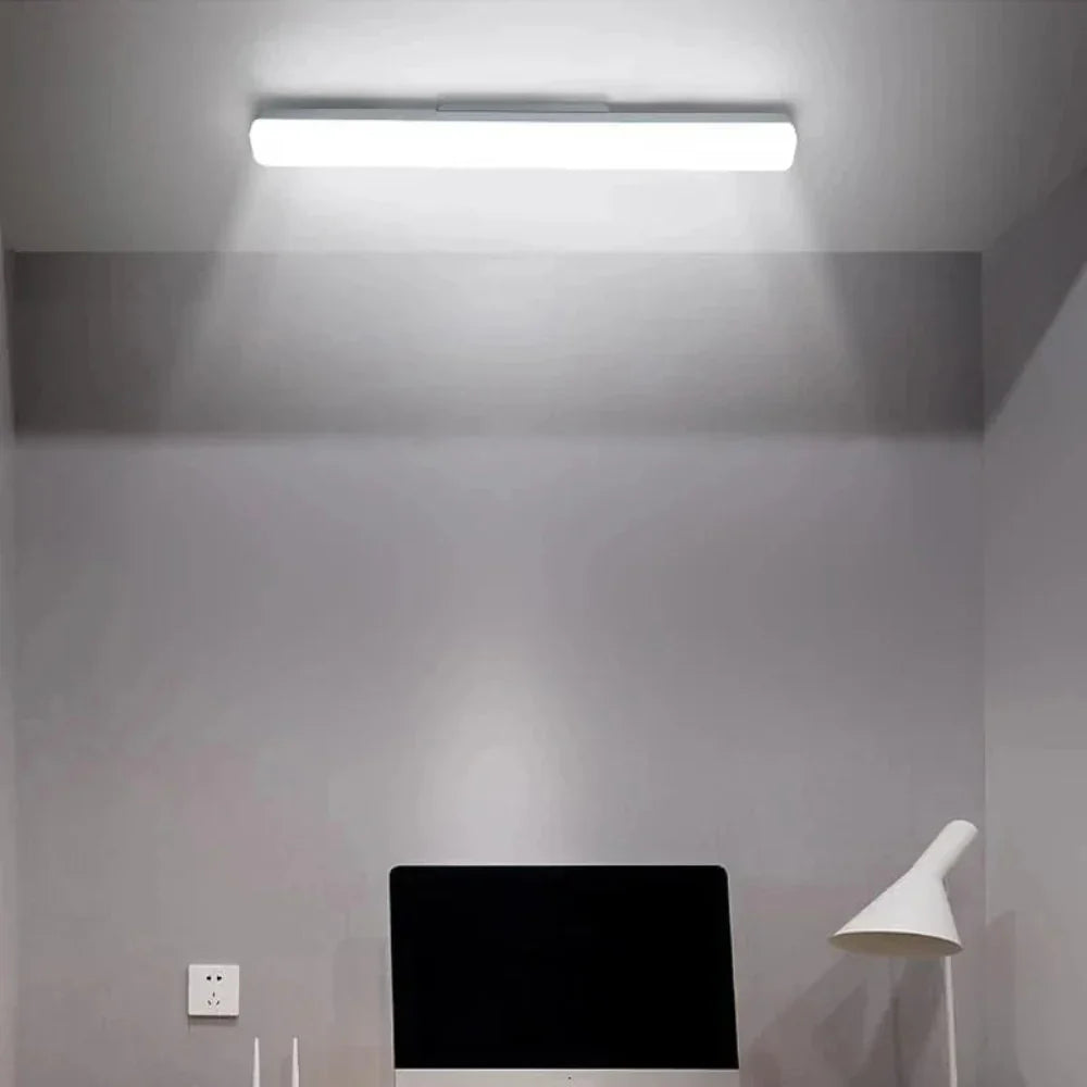 Emi and June | ClearGlow - LED-Spiegelleuchte für das Badezimmer