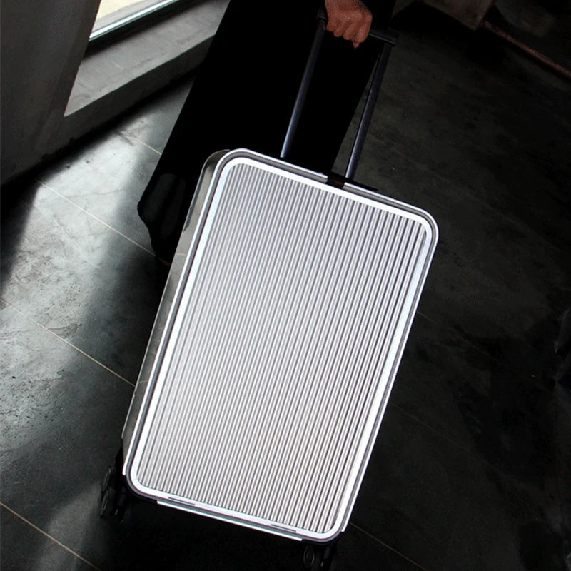 Emi and June | 100% Aluminium-Hartschalenkoffer – Valparaíso