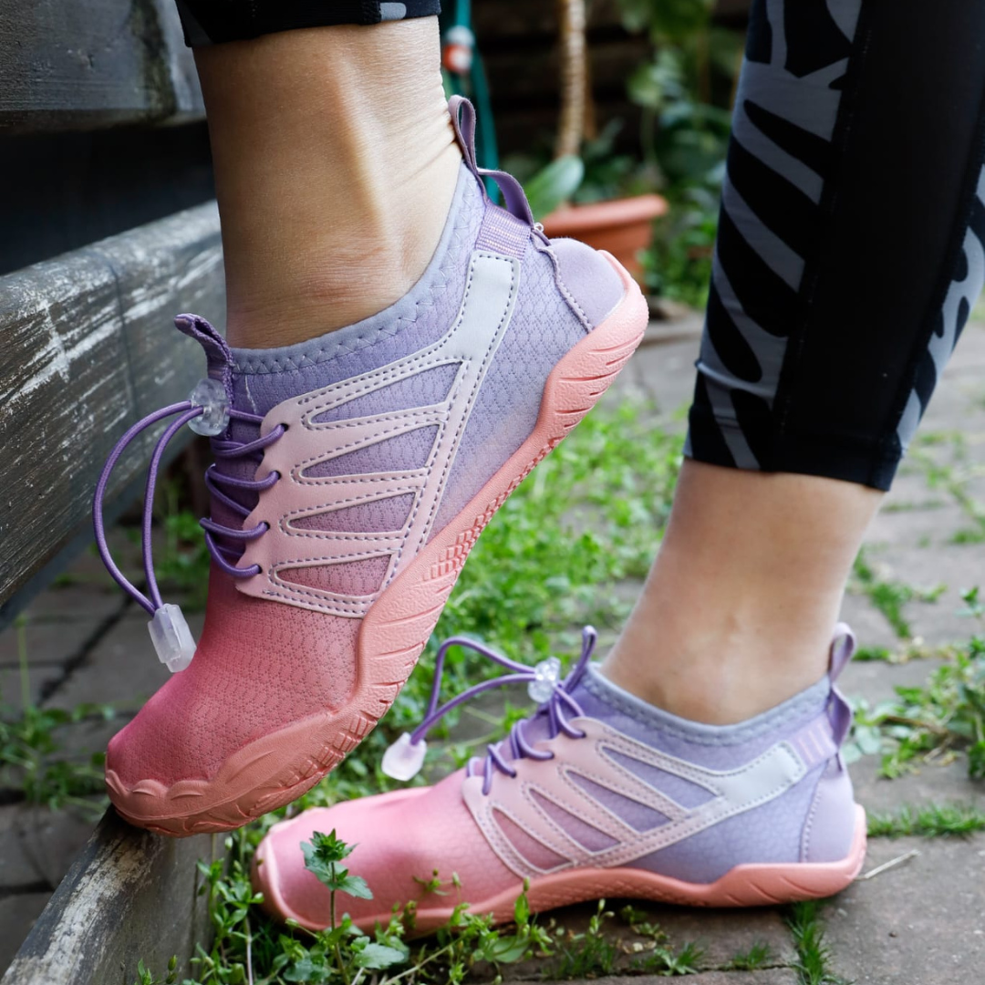 Emi and June | RunnerFit - ergonomischer, wasserdichter & rutschfester Barfußschuh