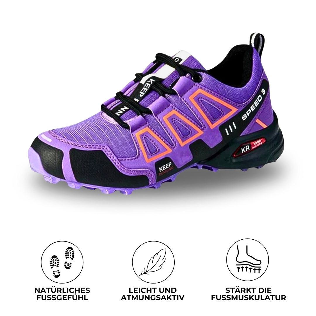 Emi and June | OrthoTrekking - Orthopädische schmerzlindernde Wanderschuhe
