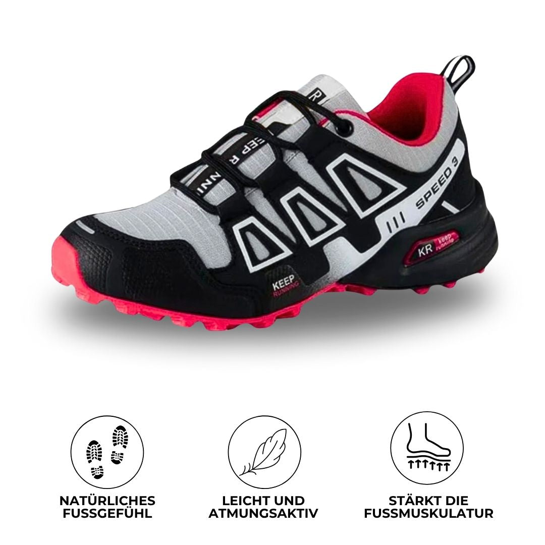 Emi and June | OrthoTrekking - Orthopädische schmerzlindernde Wanderschuhe