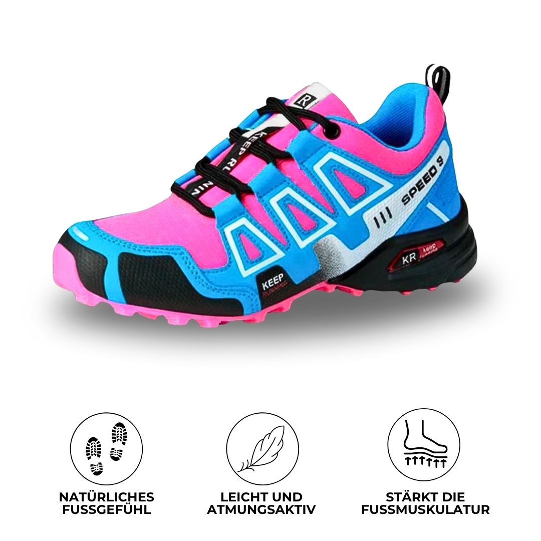Emi and June | OrthoTrekking - Orthopädische schmerzlindernde Wanderschuhe