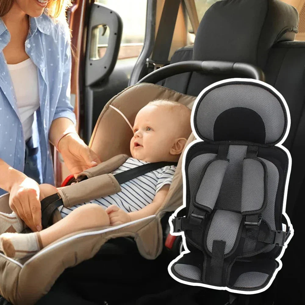 Emi and June | SnugRide - Ergonomisches Sicherheitssitzkissen für Kinder