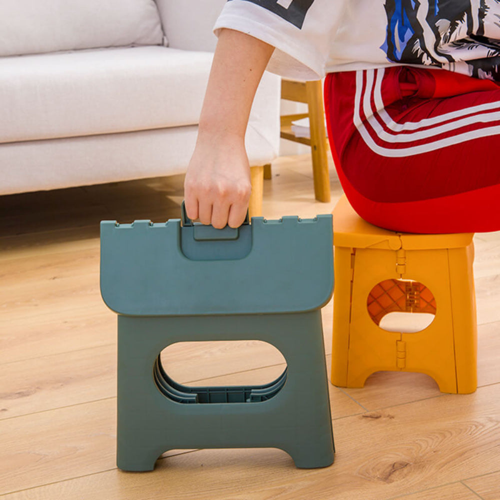 Emi and June | Stowella - Tragbarer klappbarer Tritthocker mit Griff
