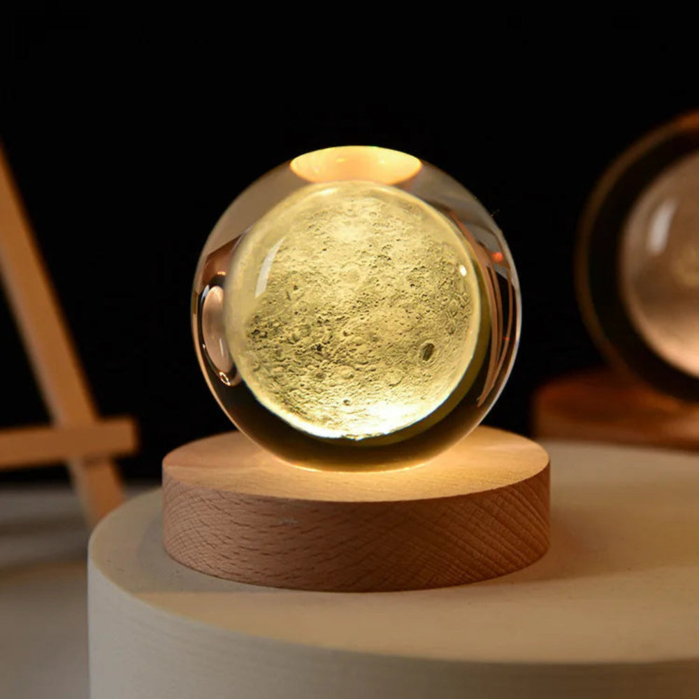 Emi and June | 3D-gravierte Universum-Lampe - Kosmisches Licht für Ihren Raum