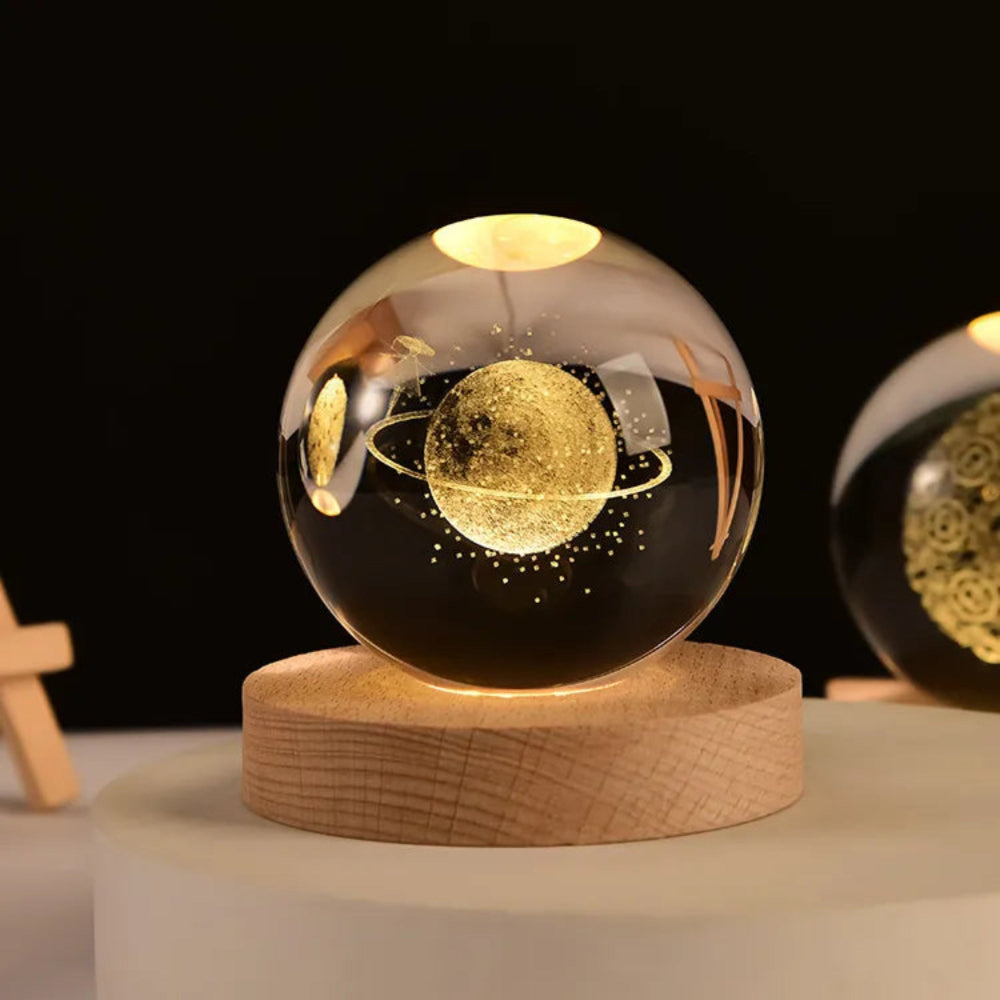 Emi and June | 3D-gravierte Universum-Lampe - Kosmisches Licht für Ihren Raum